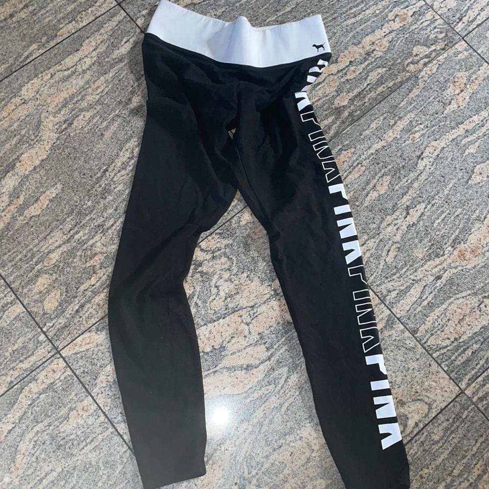 medium yoga leggings